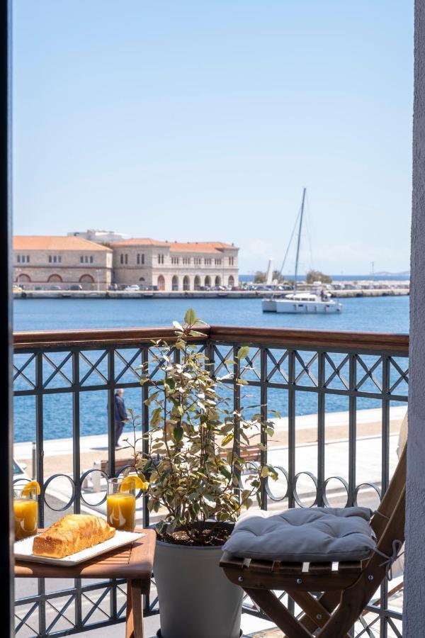 Venus Luxury Apartment Ermoupoli Buitenkant foto