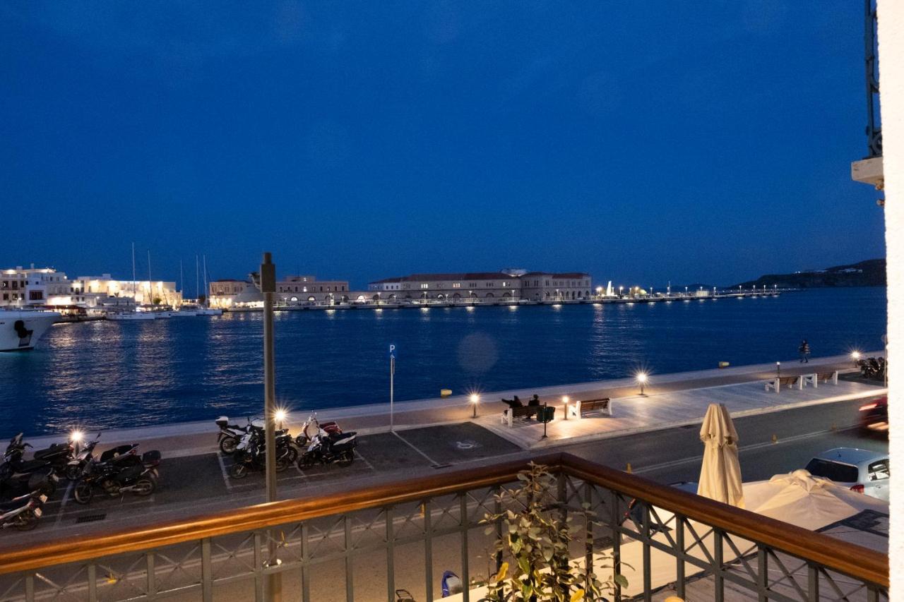 Venus Luxury Apartment Ermoupoli Buitenkant foto